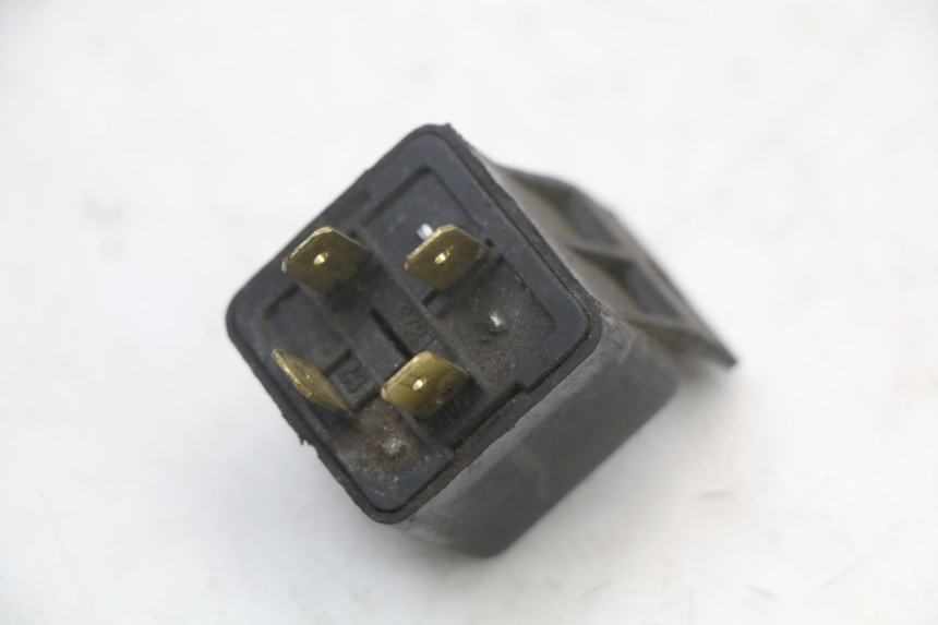 photo de PRZEKAŹNIK ELEKTRYCZNY SUZUKI GSX E 250 (1982 - 1983) - Zoom stanu zużycia