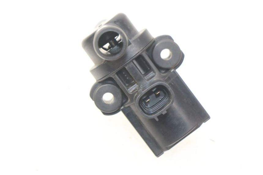 photo de PRZEKAŹNIK ELEKTRYCZNY SUZUKI GSX-R GSXR 750 (2011 - 2016) - Zoom stanu zużycia