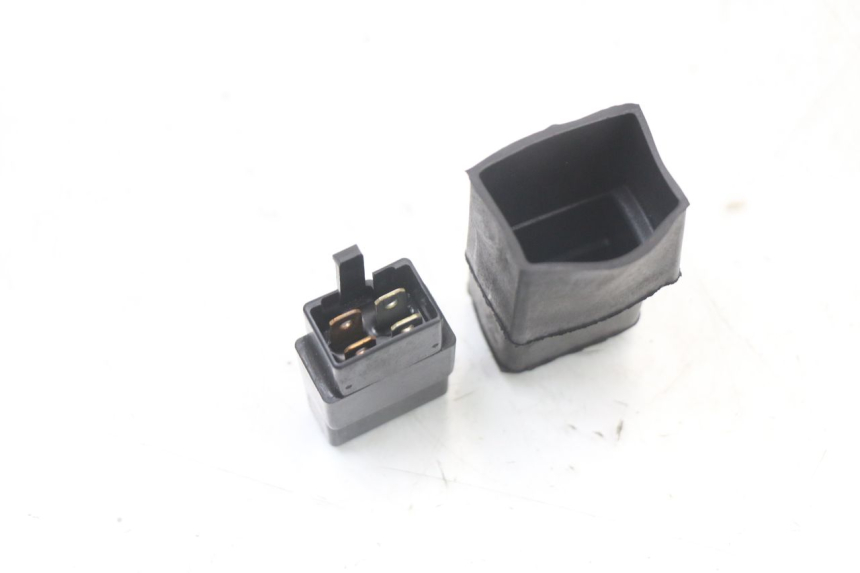 photo de PRZEKAŹNIK ELEKTRYCZNY HONDA NES AROBASE 125 (2000 - 2003) - Zoom stanu zużycia