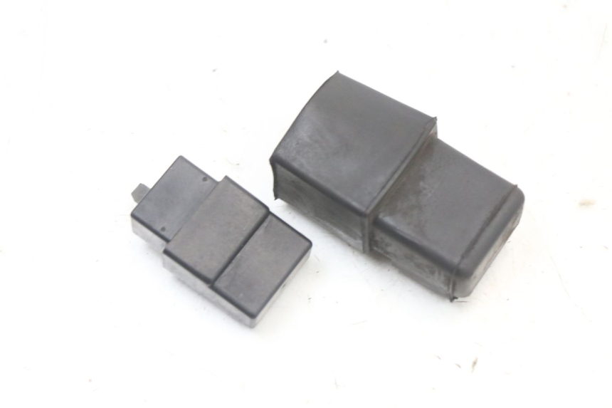 photo de PRZEKAŹNIK ELEKTRYCZNY HONDA NES AROBASE 125 (2000 - 2003) - Inny kąt widzenia