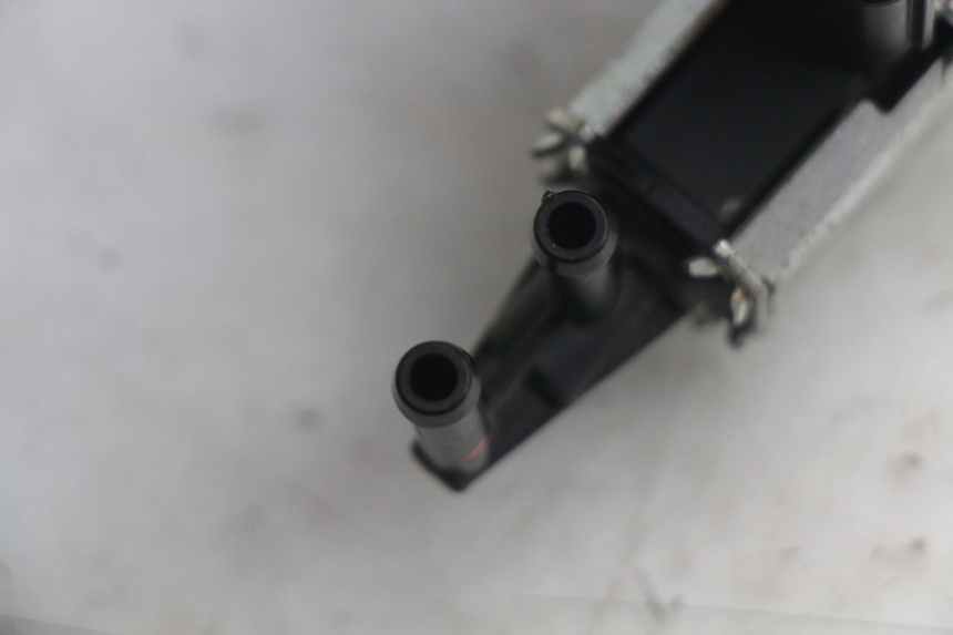 photo de PRZEKAŹNIK ELEKTRYCZNY HUSQVARNA SVARTPILEN 401 (2018 - 2023) - Inny kąt widzenia