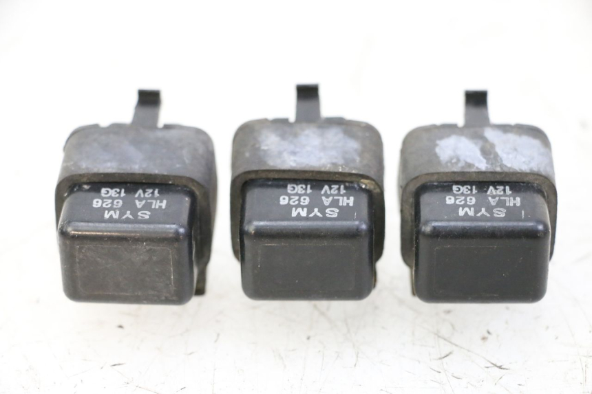 photo de PRZEKAŹNIK ELEKTRYCZNY SYM JOYMAX 125 (2010 - 2017) - Szczegół części