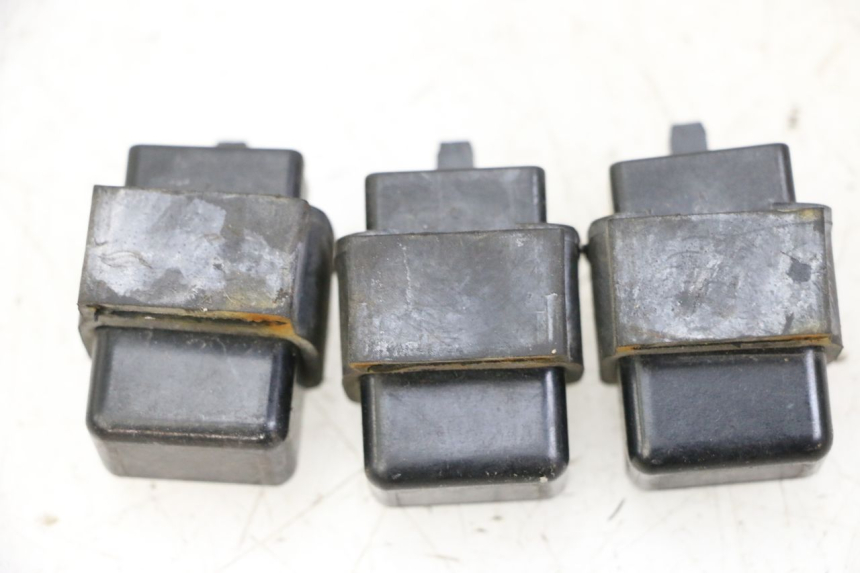 photo de PRZEKAŹNIK ELEKTRYCZNY SYM JOYMAX 125 (2010 - 2017) - Zoom stanu zużycia