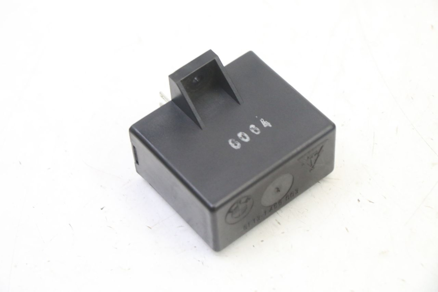 photo de PRZEKAŹNIK ELEKTRYCZNY BMW K 75 RT 750 (1989 - 1997) - Inny kąt widzenia