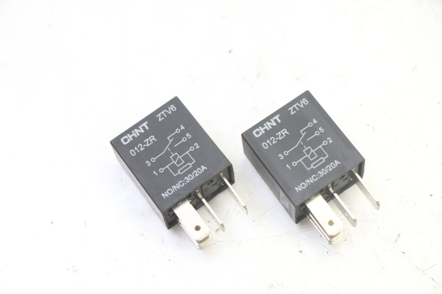 photo de PRZEKAŹNIK ELEKTRYCZNY PEUGEOT KISBEE 2T 50 (2018 - 2022) - Widok główny