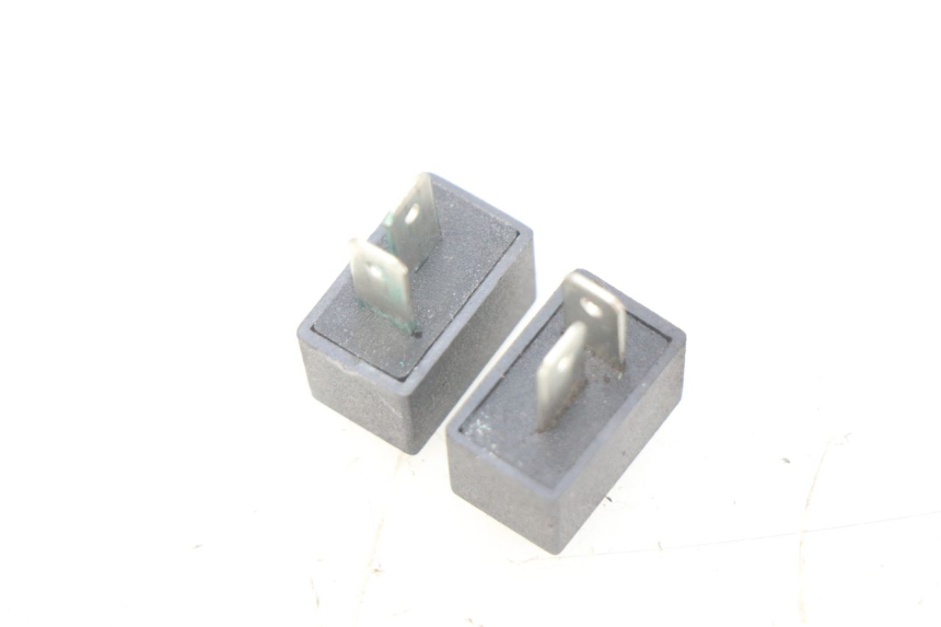 photo de PRZEKAŹNIK ELEKTRYCZNY PEUGEOT KISBEE 4T 50 (2018 - 2022) - Zoom stanu zużycia