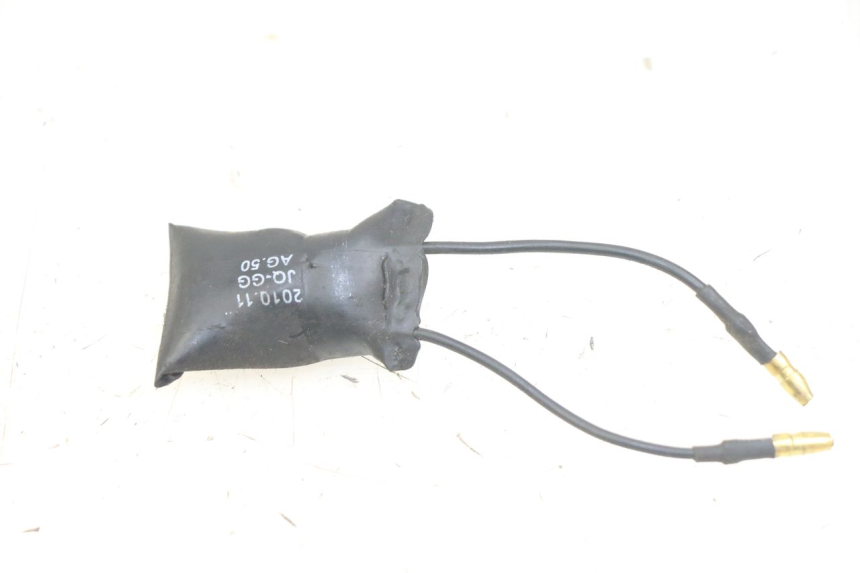 photo de PRZEKAŹNIK ELEKTRYCZNY PEUGEOT KISBEE 4T 50 (2010 - 2017) - Zoom stanu zużycia