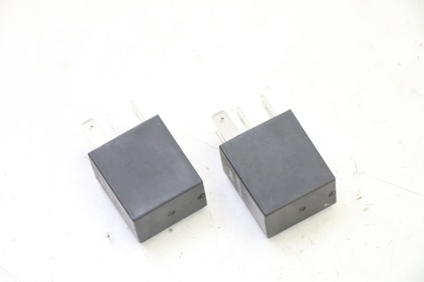 photo de PRZEKAŹNIK ELEKTRYCZNY PEUGEOT KISBEE 4T 50 (2018 - 2022) - Inny kąt widzenia