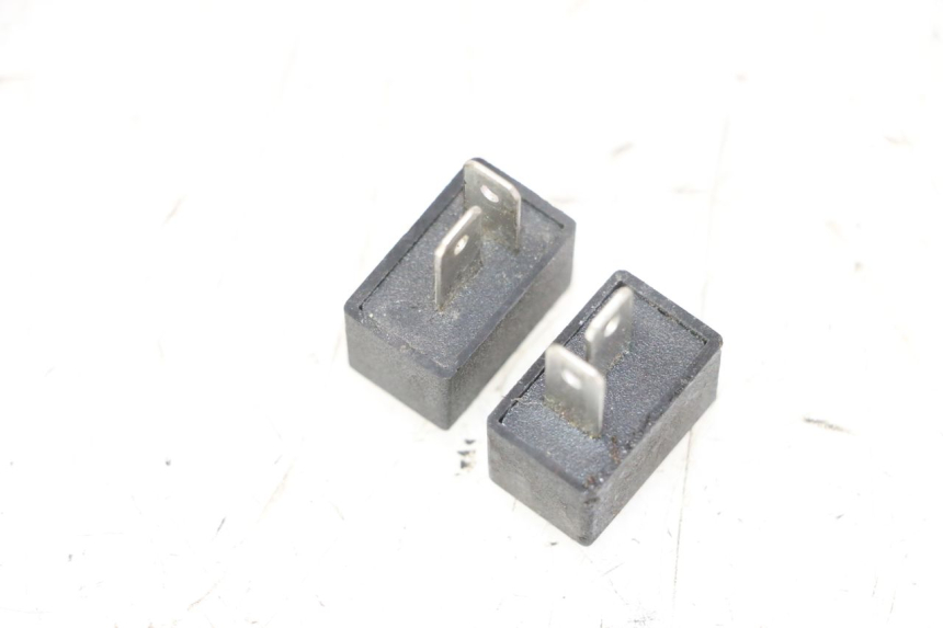 photo de PRZEKAŹNIK ELEKTRYCZNY PEUGEOT KISBEE 4T 50 (2018 - 2022) - Zoom stanu zużycia