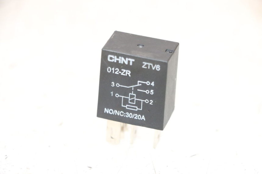 photo de PRZEKAŹNIK ELEKTRYCZNY PEUGEOT KISBEE 4T 50 (2018 - 2022) - Widok główny