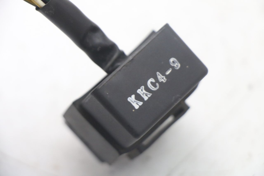 photo de PRZEKAŹNIK ELEKTRYCZNY KYMCO GRAND DINK 125 (2008 - 2014) - Zoom stanu zużycia