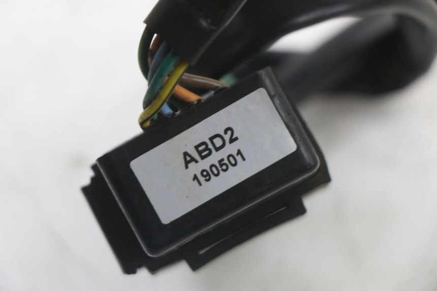 photo de PRZEKAŹNIK ELEKTRYCZNY KYMCO X-TOWN XTOWN 125 (2016 - 2021) - Inny kąt widzenia