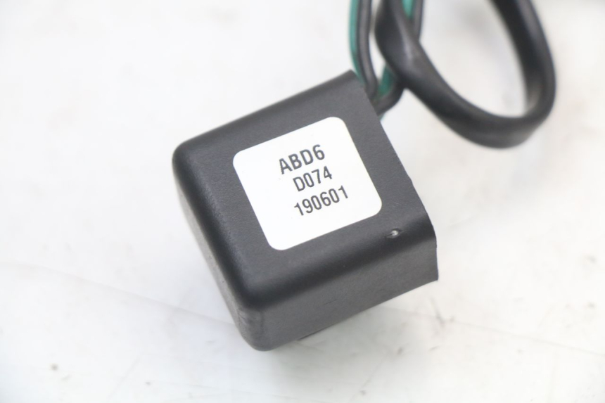 photo de PRZEKAŹNIK ELEKTRYCZNY KYMCO X-TOWN XTOWN 125 (2016 - 2021) - Szczegół części