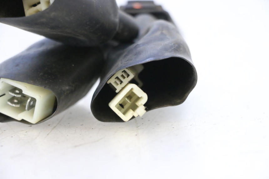 photo de PRZEKAŹNIK ELEKTRYCZNY KEEWAY MATRIX RX9 125 (2006 - 2007) - Zoom stanu zużycia