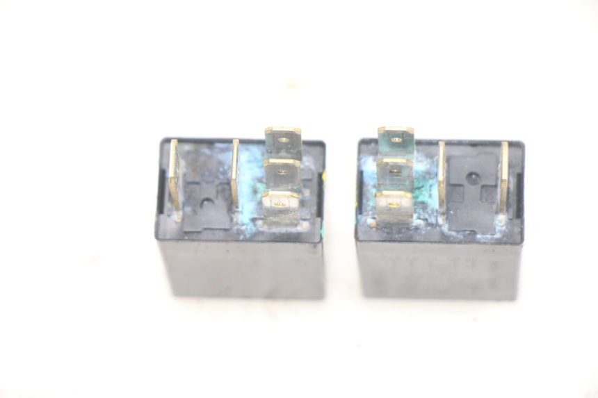 photo de PRZEKAŹNIK ELEKTRYCZNY PIAGGIO MEDLEY 125 (2016 - 2023) - Szczegół części