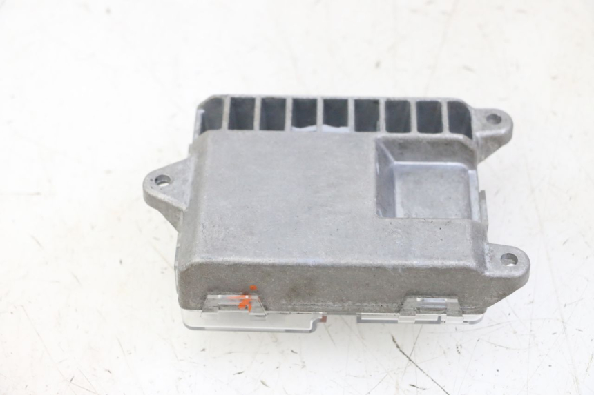 photo de PRZEKAŹNIK ELEKTRYCZNY XIAOMI MI PRO 2 1 - Inny kąt widzenia