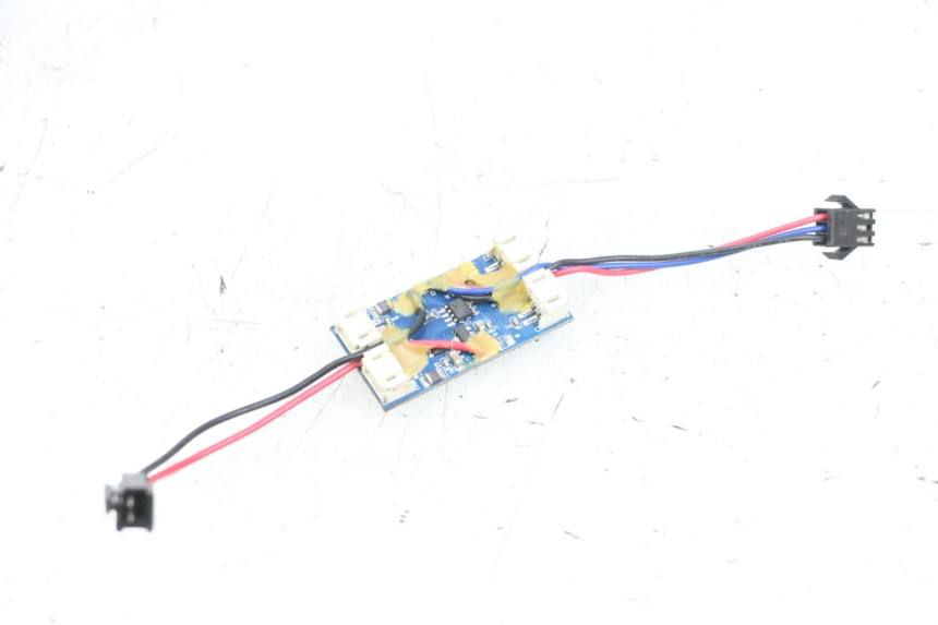 photo de PRZEKAŹNIK ELEKTRYCZNY DUALTRON MINI SPECIAL 1 - Zoom stanu zużycia