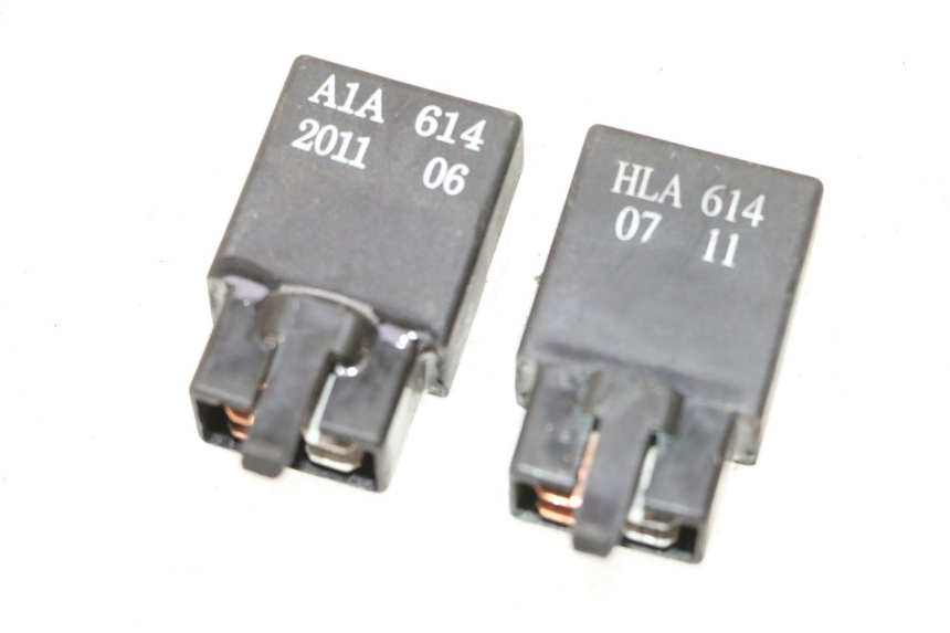 photo de PRZEKAŹNIK ELEKTRYCZNY SYM MIO 50 (2005 - 2010) - Widok główny
