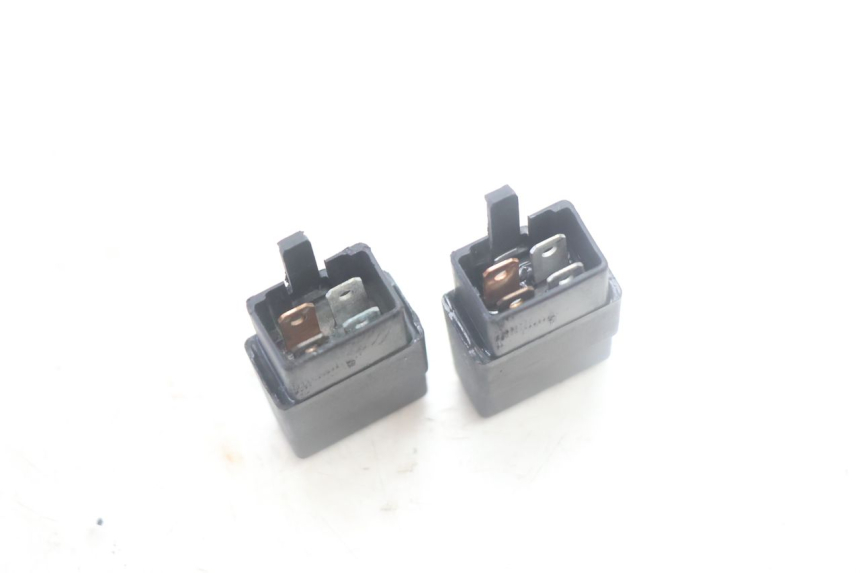 photo de PRZEKAŹNIK ELEKTRYCZNY SYM MIO 50 (2005 - 2010) - Zoom stanu zużycia