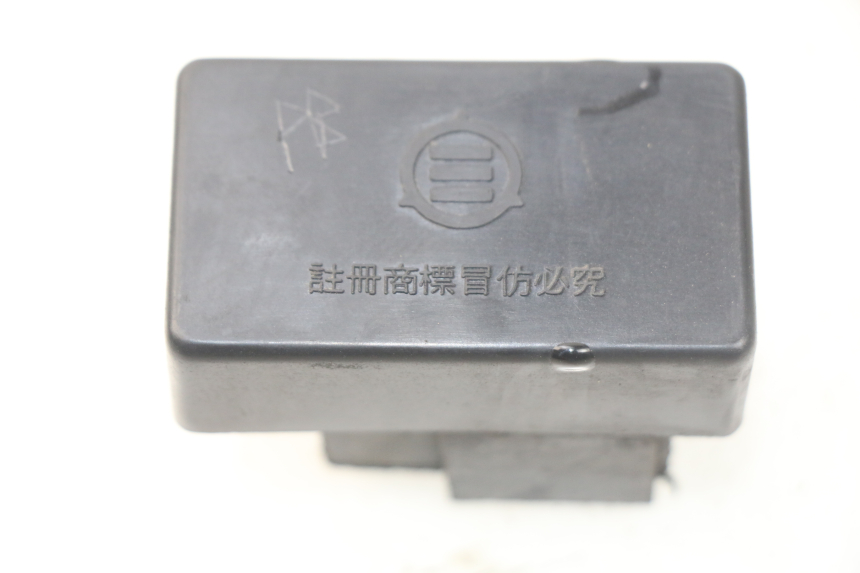 photo de PRZEKAŹNIK ELEKTRYCZNY SYM MIO 100 (2006 - 2017) - Szczegół części