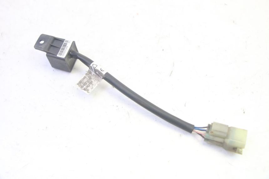 photo de PRZEKAŹNIK ELEKTRYCZNY PIAGGIO MP3 HPE 350 (2018 - 2020) - Inny kąt widzenia