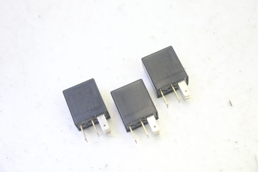 photo de PRZEKAŹNIK ELEKTRYCZNY PIAGGIO MP3 HPE 350 (2018 - 2020) - Widok główny