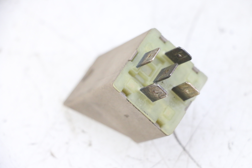 photo de PRZEKAŹNIK ELEKTRYCZNY PIAGGIO MP3 LT 400 (2007 - 2012) - Zoom stanu zużycia