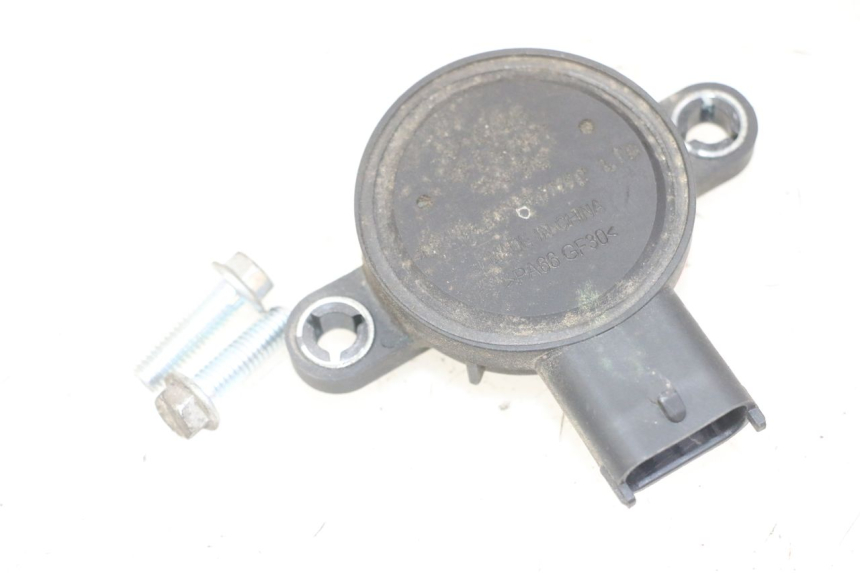 photo de PRZEKAŹNIK ELEKTRYCZNY PIAGGIO MP3 LT 300 (2010 - 2016) - Zoom stanu zużycia