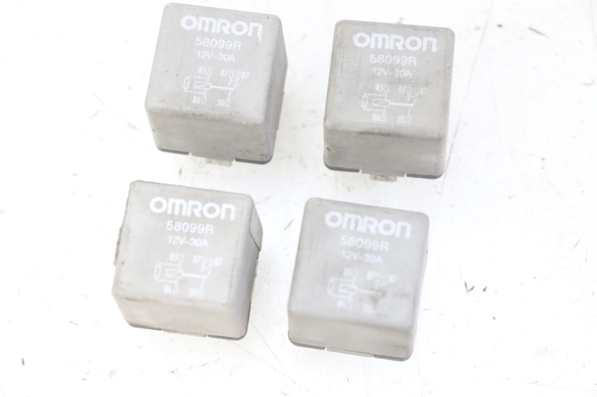 photo de PRZEKAŹNIK ELEKTRYCZNY PIAGGIO MP3 LT 300 (2010 - 2016) - Inny kąt widzenia