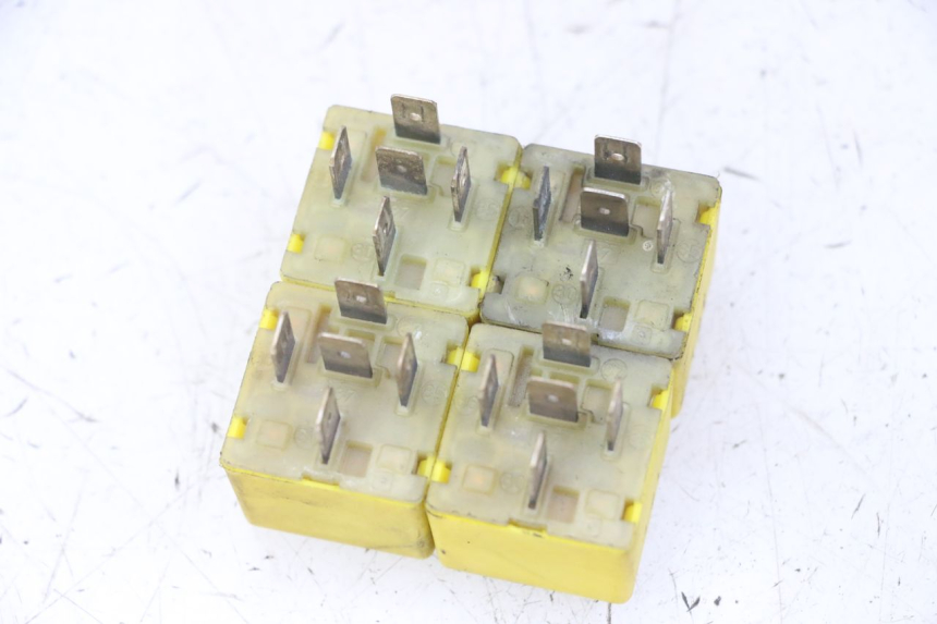 photo de PRZEKAŹNIK ELEKTRYCZNY PIAGGIO MP3 LT 400 (2007 - 2012) - Szczegół części