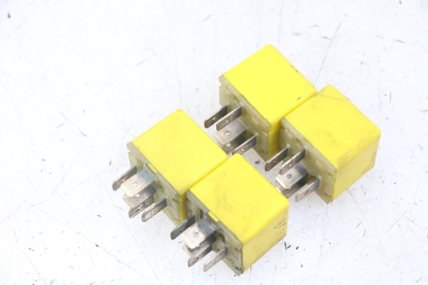 photo de PRZEKAŹNIK ELEKTRYCZNY PIAGGIO MP3 LT 400 (2007 - 2012) - Inny kąt widzenia