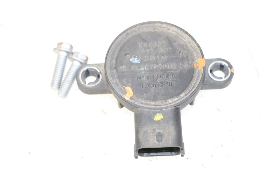 photo de PRZEKAŹNIK ELEKTRYCZNY PIAGGIO MP3 LT 300 (2010 - 2016) - Zoom stanu zużycia