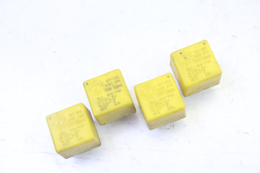 photo de PRZEKAŹNIK ELEKTRYCZNY PIAGGIO MP3 LT 300 (2010 - 2016) - Zoom stanu zużycia