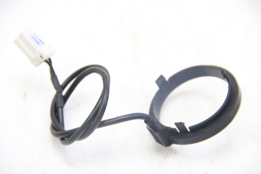 photo de PRZEKAŹNIK ELEKTRYCZNY PIAGGIO MP3 125 (2006 - 2014) - Widok główny