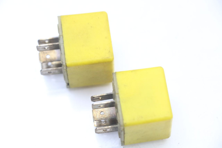 photo de PRZEKAŹNIK ELEKTRYCZNY PIAGGIO MP3 125 (2006 - 2014) - Widok główny