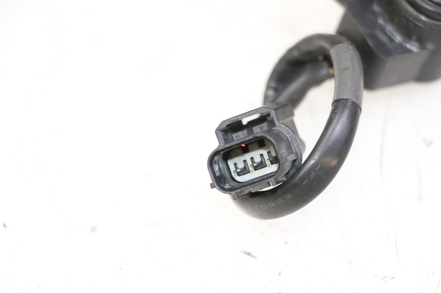 photo de PRZEKAŹNIK ELEKTRYCZNY PIAGGIO MP3 500 (2014 - 2017) - Zoom stanu zużycia