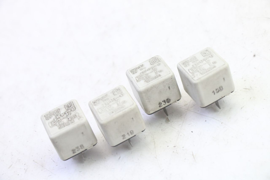 photo de PRZEKAŹNIK ELEKTRYCZNY PIAGGIO MP3 RL 250 (2006 - 2010) - Widok główny