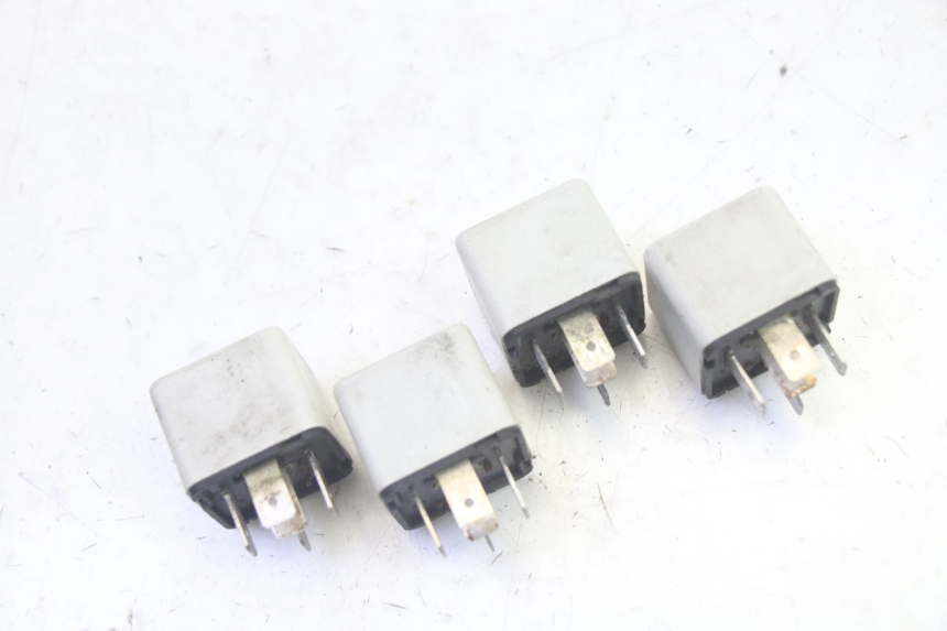 photo de PRZEKAŹNIK ELEKTRYCZNY PIAGGIO MP3 RL 250 (2006 - 2010) - Zoom stanu zużycia