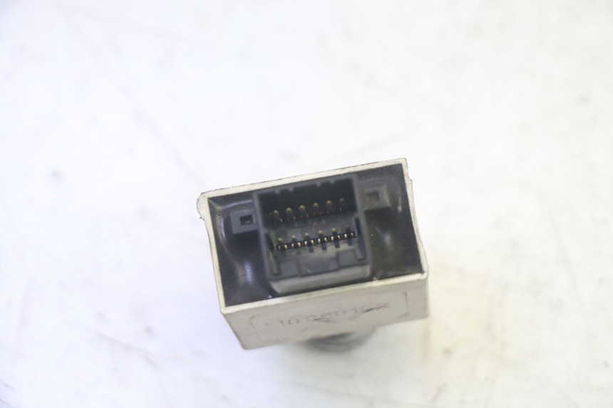 photo de PRZEKAŹNIK ELEKTRYCZNY PIAGGIO MP3 500 (2016 - 2018) - Zoom stanu zużycia