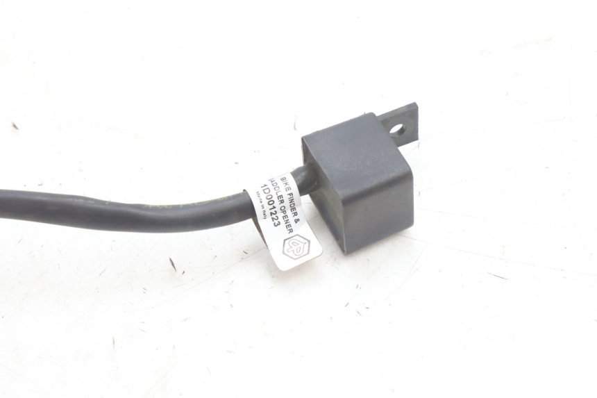 photo de PRZEKAŹNIK ELEKTRYCZNY PIAGGIO MP3 500 (2016 - 2018) - Szczegół części