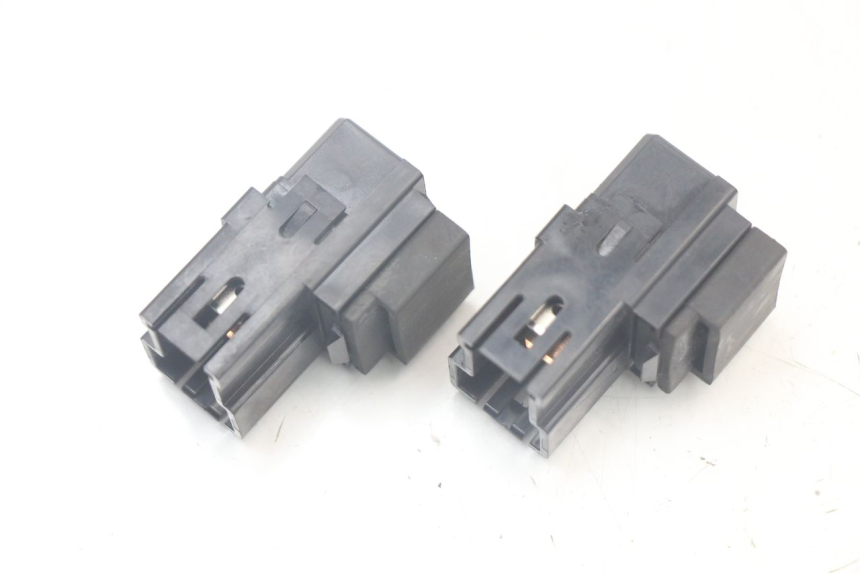 photo de PRZEKAŹNIK ELEKTRYCZNY YAMAHA MT-07 MT07 ABS 700 (2014 - 2017) - Szczegół części