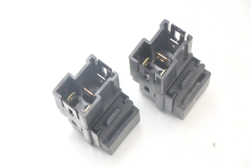 photo de PRZEKAŹNIK ELEKTRYCZNY YAMAHA MT-07 MT07 ABS 700 (2014 - 2017) - Zoom stanu zużycia