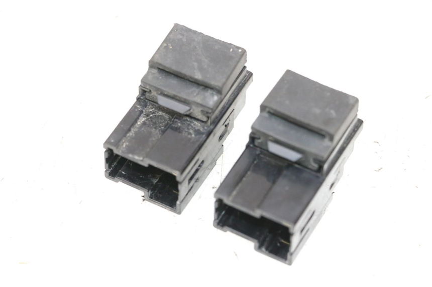 photo de PRZEKAŹNIK ELEKTRYCZNY YAMAHA MT-07 MT07 ABS 700 (2018 - 2020) - Zoom stanu zużycia