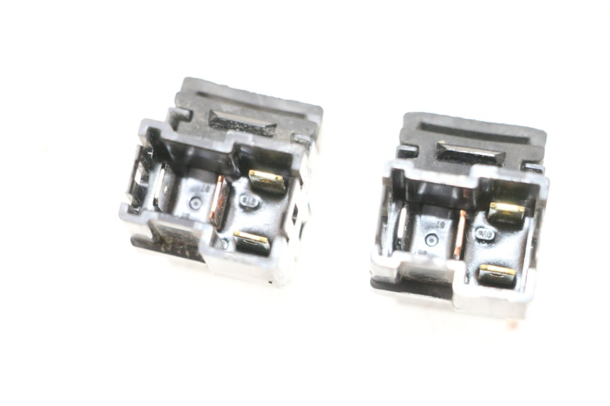 photo de PRZEKAŹNIK ELEKTRYCZNY YAMAHA MT-07 MT07 ABS 700 (2018 - 2020) - Inny kąt widzenia