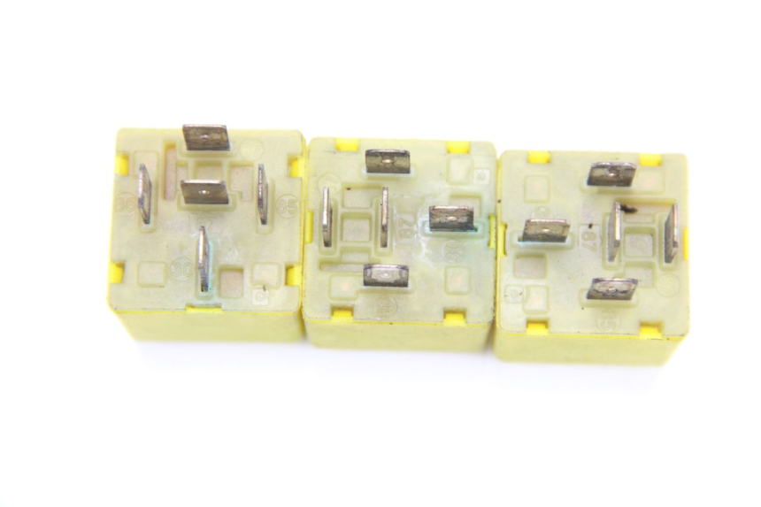 photo de PRZEKAŹNIK ELEKTRYCZNY GILERA NEXUS 125 (2009 - 2013) - Zbliżenie techniczne