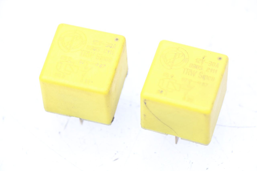 photo de PRZEKAŹNIK ELEKTRYCZNY GILERA NEXUS 125 (2009 - 2013) - Zoom stanu zużycia