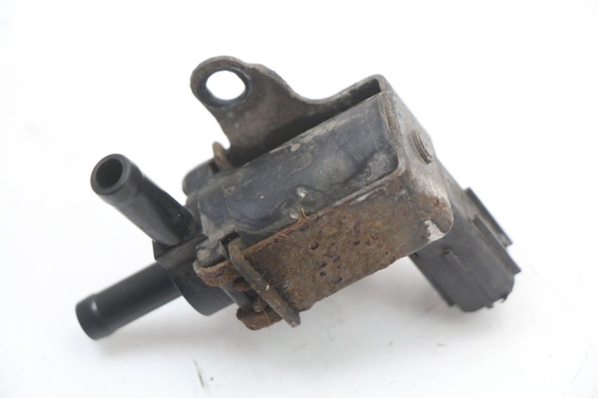 photo de PRZEKAŹNIK ELEKTRYCZNY HONDA NHX LEAD 110 (2008 - 2010) - Zbliżenie techniczne