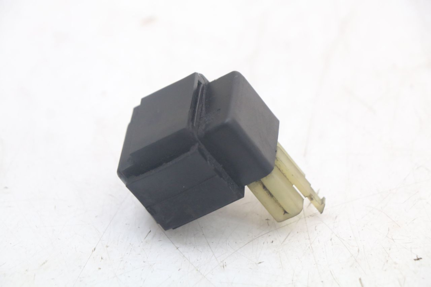 photo de PRZEKAŹNIK ELEKTRYCZNY HONDA NTV DEAUVILLE 650 (1998 - 2001) - Zoom stanu zużycia