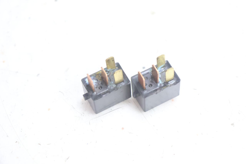 photo de PRZEKAŹNIK ELEKTRYCZNY JM MOTORS OLDIES 4T 50 (2020 - 2026) - Inny kąt widzenia