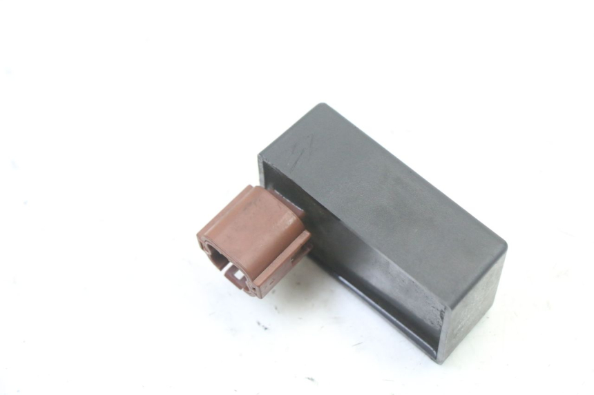 photo de PRZEKAŹNIK ELEKTRYCZNY JM MOTORS OLDIES GT 4T 50 (2018 - 2025) - Zoom stanu zużycia